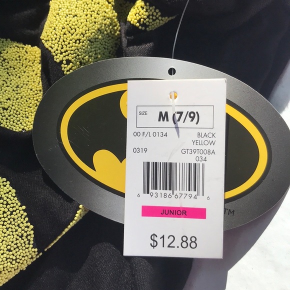 NWT Batman Beaded Logo Tee 2 Interchangeable Capes - Picture 15 of 16